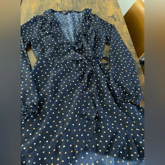 f21 blue wrap dress with orange polka dots ruffle trim - Picture 7 of 13